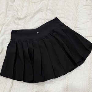 Old Navy Black Mini Skirt with Shorts (Skort)